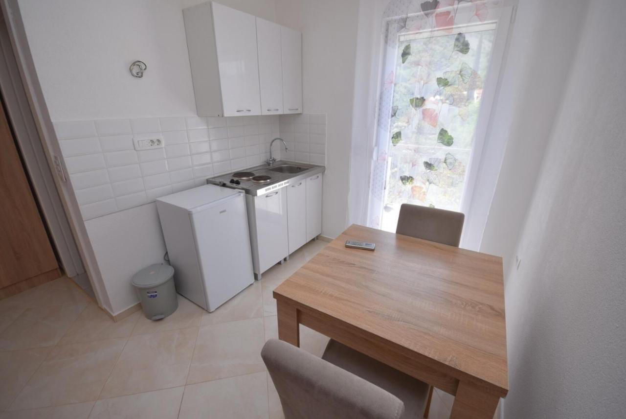 Subotic S Apartmani リサン エクステリア 写真