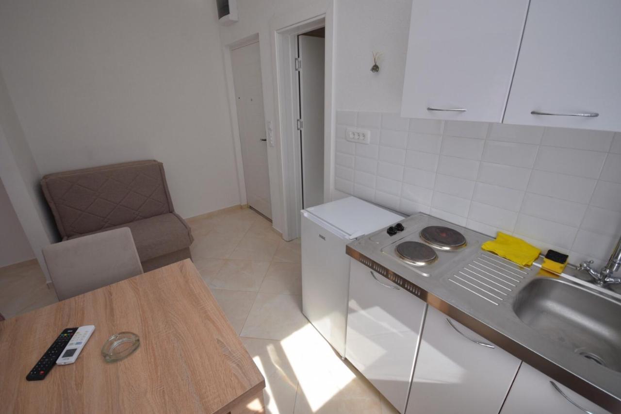 Subotic S Apartmani リサン エクステリア 写真